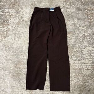 NWT Women’s Abercrombie Pants. Size 4.